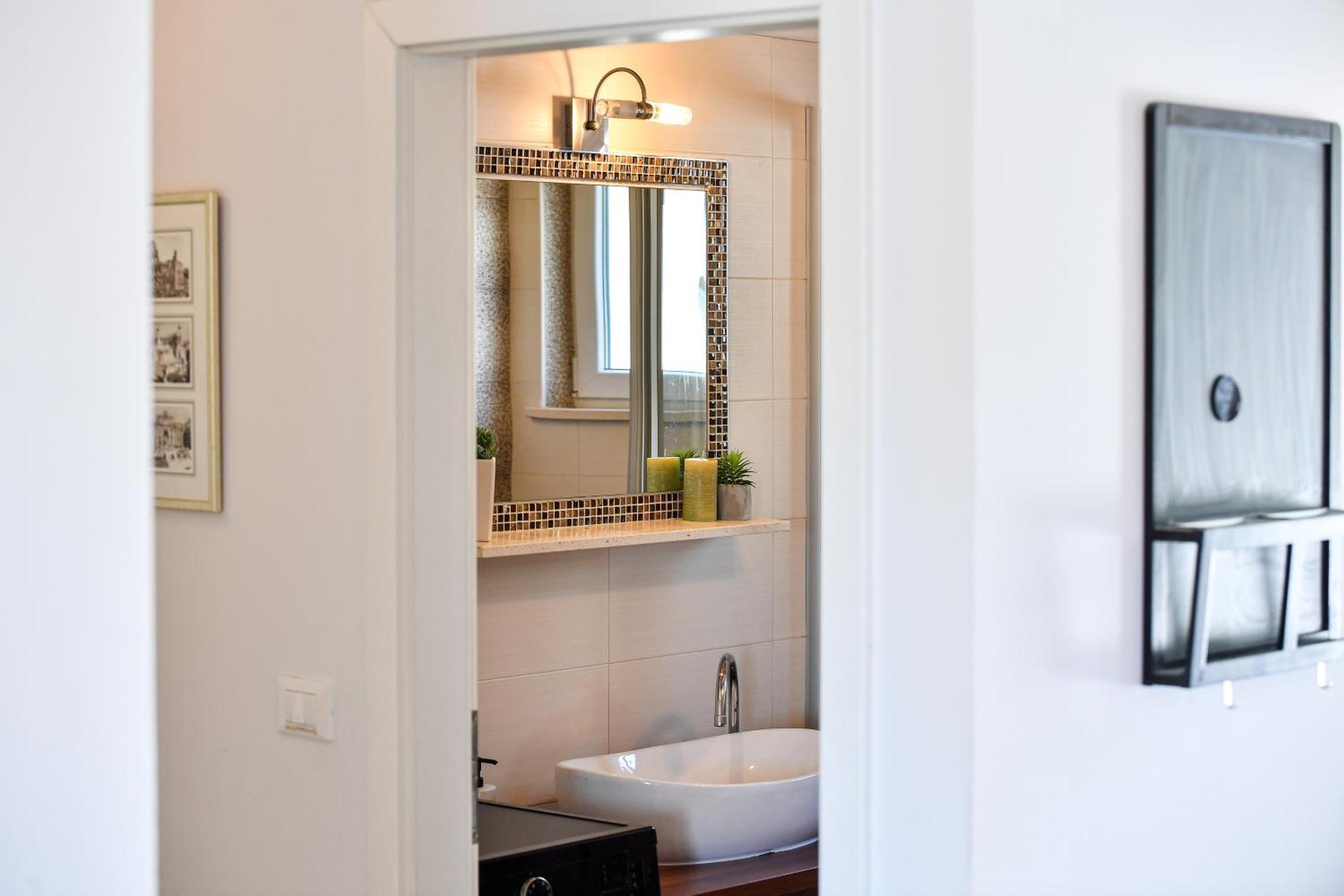 Ellu Apartment Дубровник Екстериор снимка