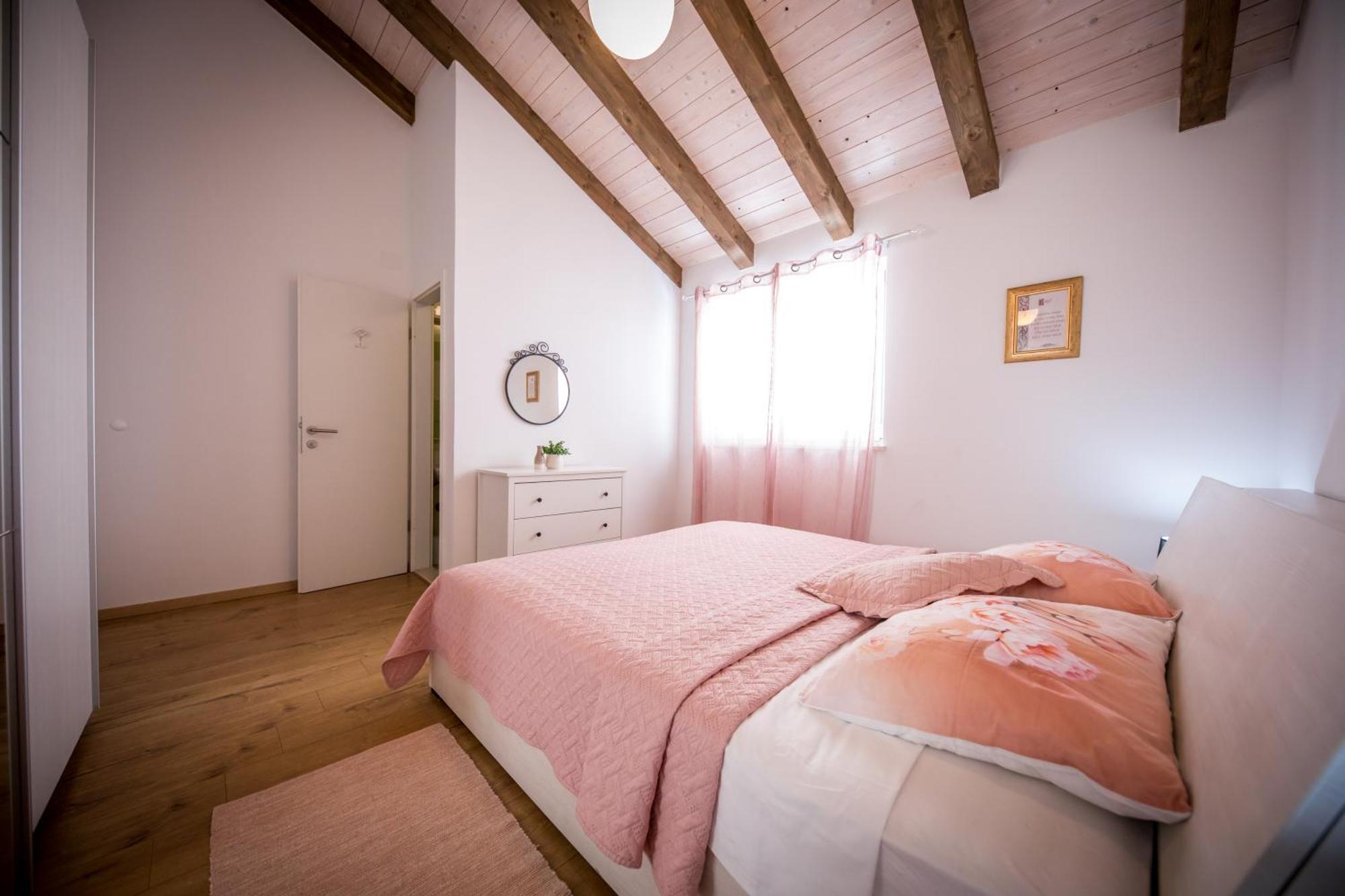Ellu Apartment Дубровник Екстериор снимка