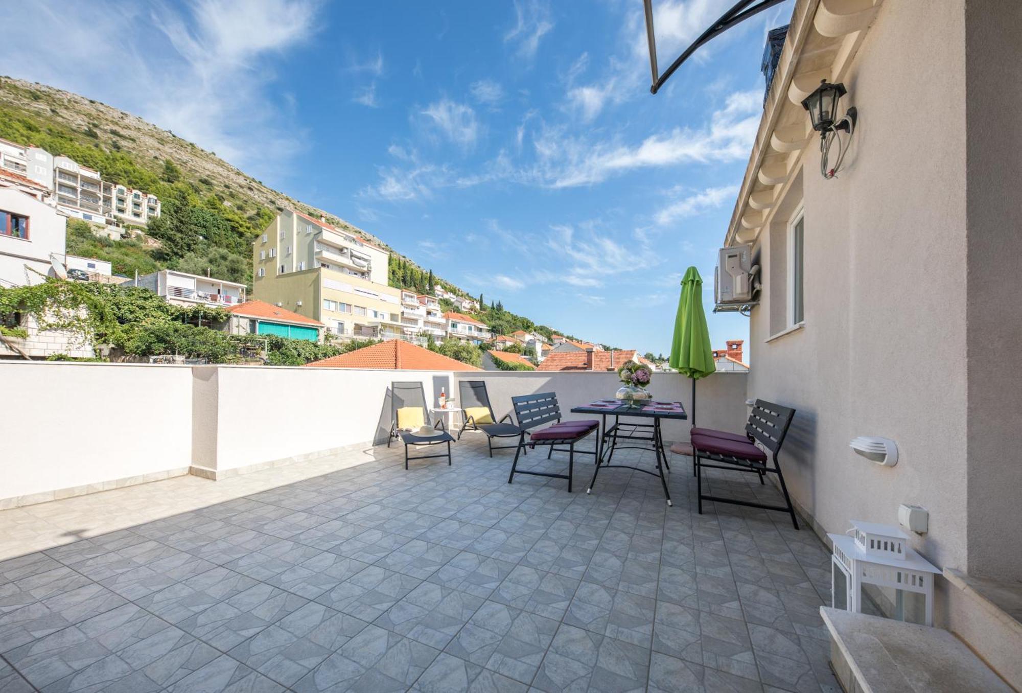 Ellu Apartment Дубровник Екстериор снимка